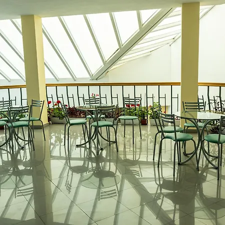 Slavyanski Hotel 3*